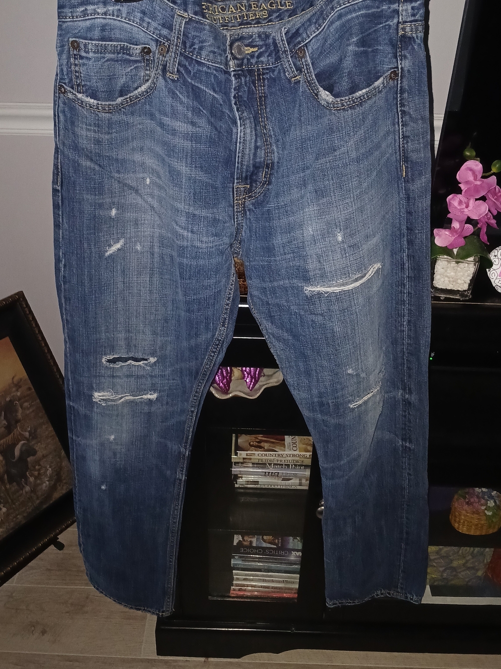 American Eagle Outfitters Men’s Distressed Blue Jeans